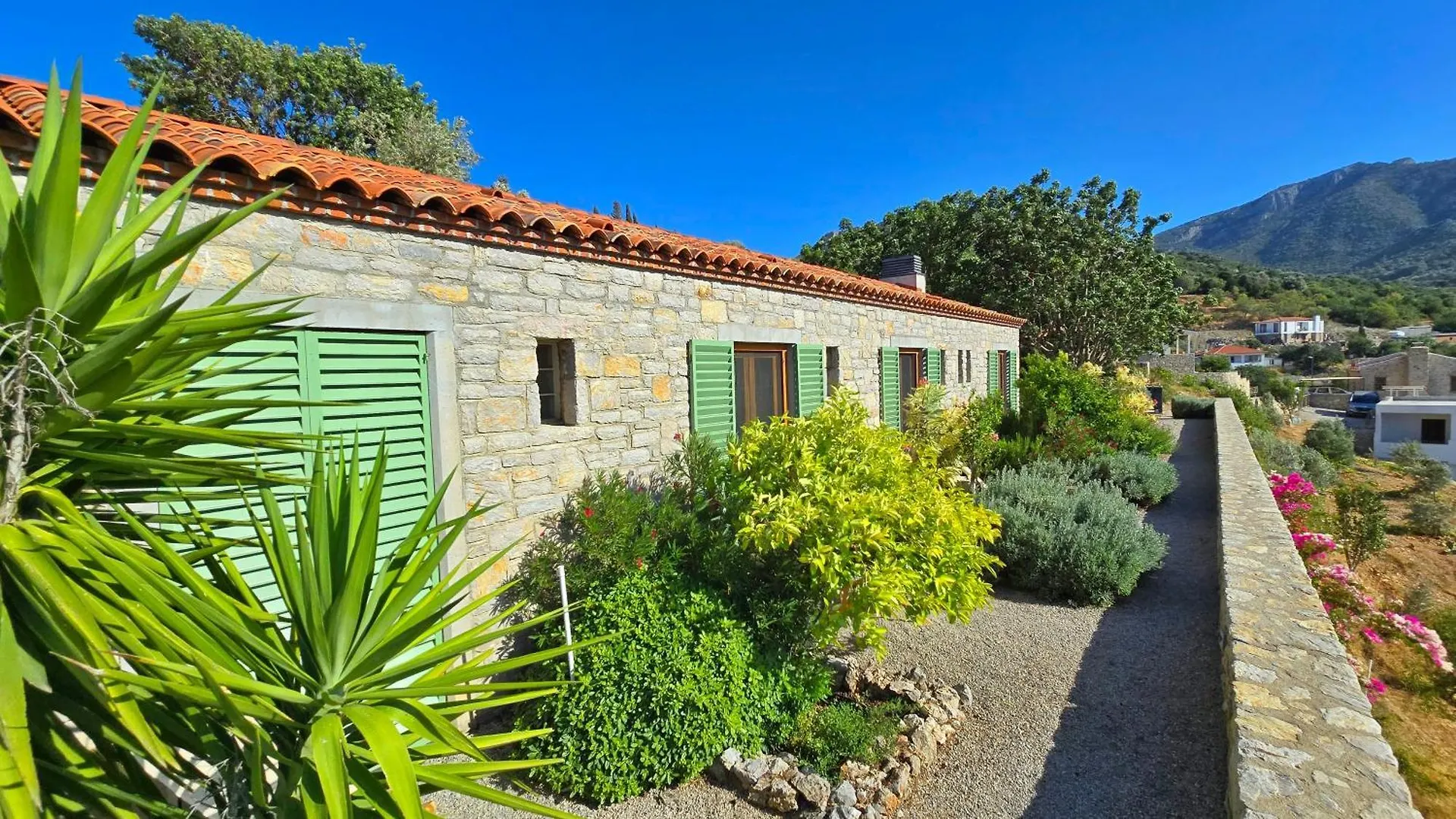 Uzun Ev - Architectural Gem - Contemporary Rustic Villa With Stunning Valley View